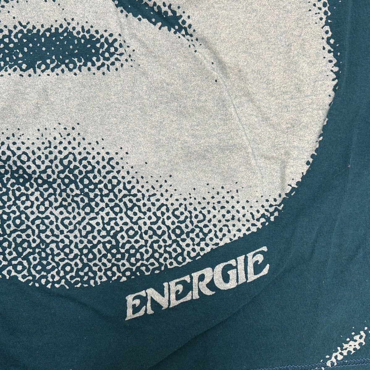 Vintage Vintage ENERGIE “Gold” Oversized Face Print Tee Size US XL / EU 56 / 4 - 3 Thumbnail