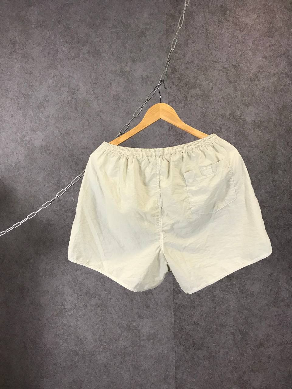 Nike × Vintage Nike swoosh vintage nylon shorts Size US 34 / EU 50 - 7 Thumbnail