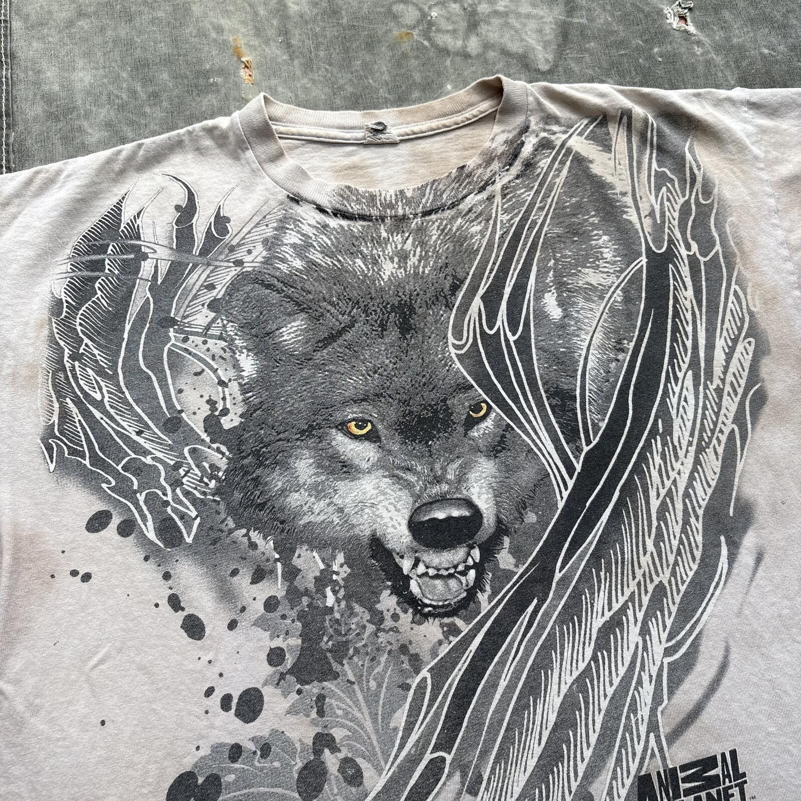 Vintage Vintage Y2K Animal Planet Wolf Graphic Nature Tie Dye Shirt Size US L / EU 52-54 / 3 - 5 Thumbnail