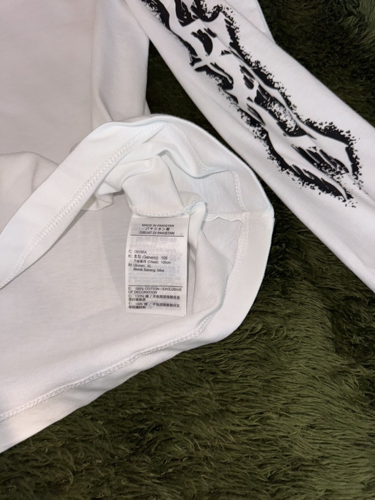 Jordan Brand [XL] Jordan Dri-FIT Sports Graphic Longsleeve White Size US XL / EU 56 / 4 - 5 Thumbnail