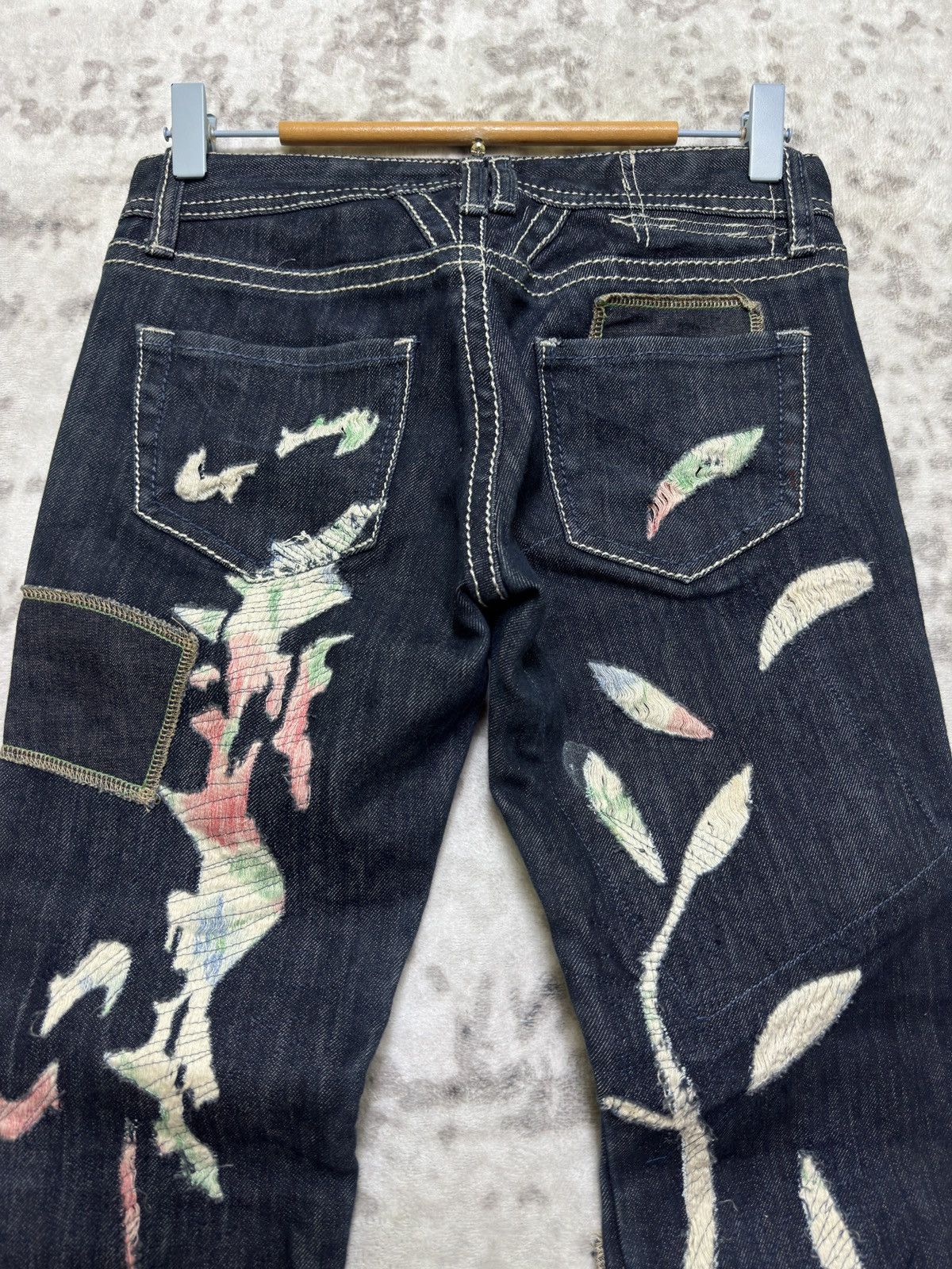 Marithe + Francois Girbaud Marithé + François Girbaud Cropped Flare Patchwork Denim Size 27" / US 4 / IT 40 - 9 Thumbnail