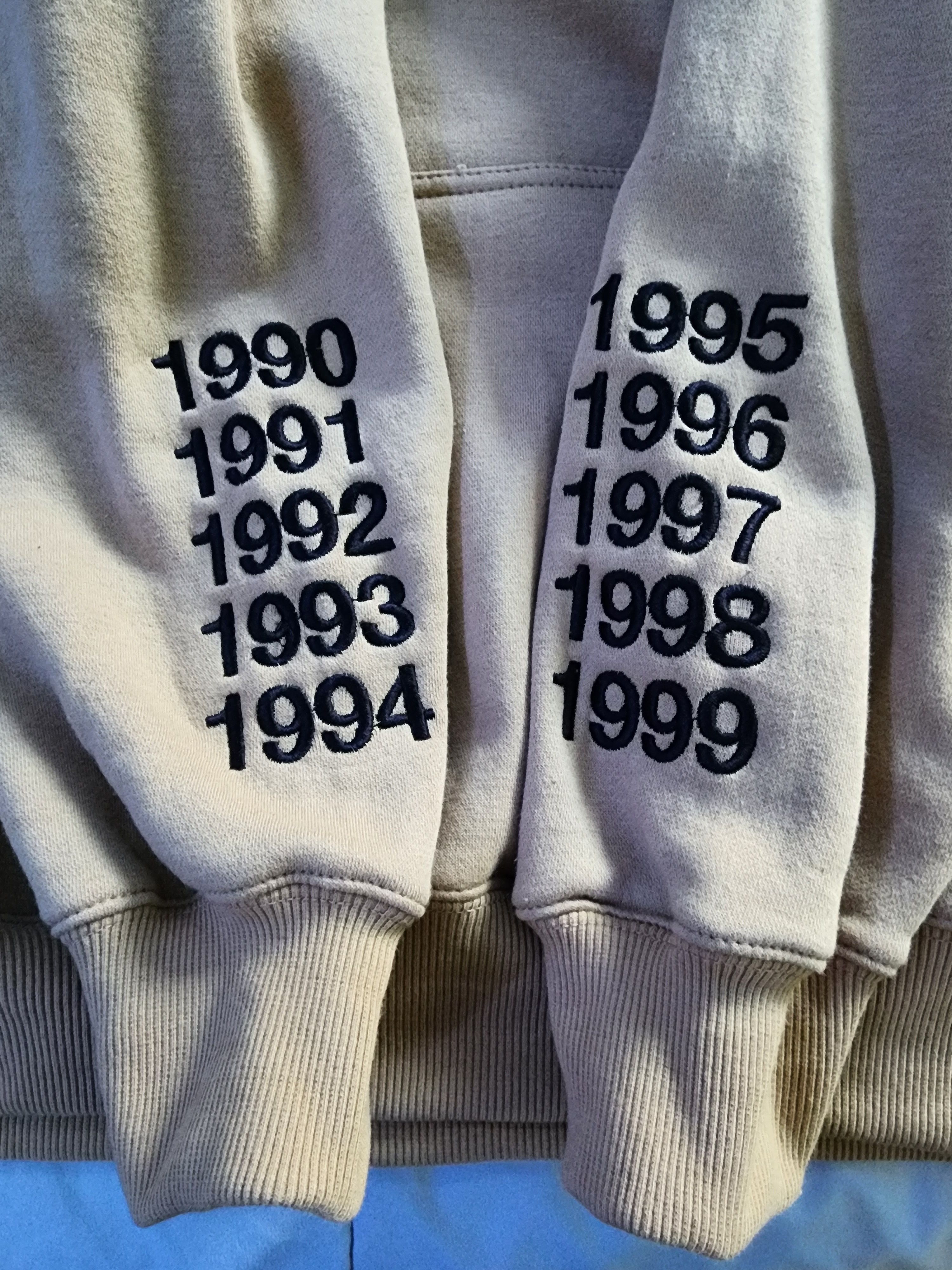 Low Key Industries × Vintage Nostalgia Embroidered Hoodie 2XL Size US XXL / EU 58 / 5 - 2 Thumbnail