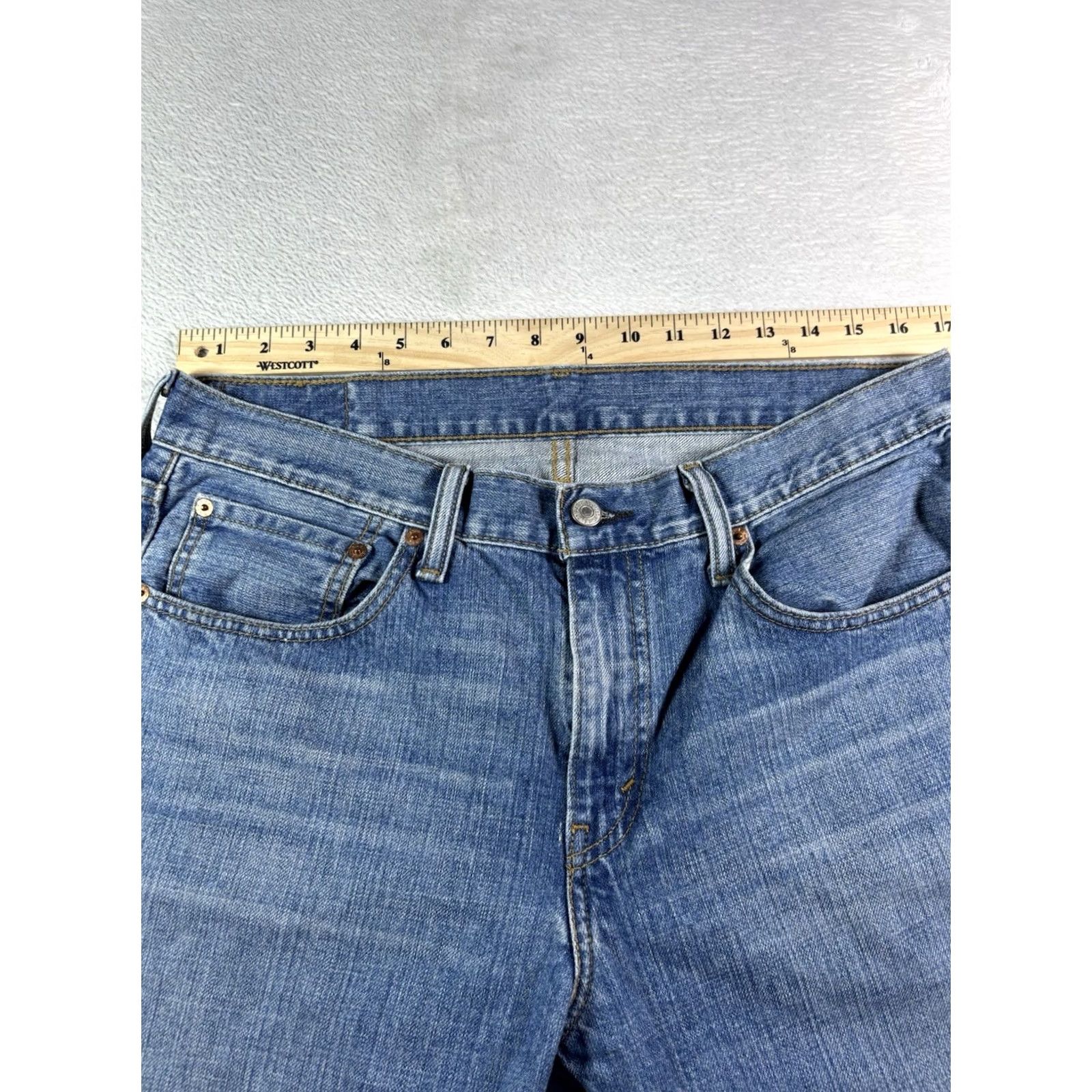 Levi's Levi's 527 Jeans Men Straight Light Wash Distressed Denim Size 34x34 34x32 Mid Rise 5-Pocket Vintage Blue Denim Regular Fit TGIFN? Size US 34 / EU 50 - 7 Thumbnail