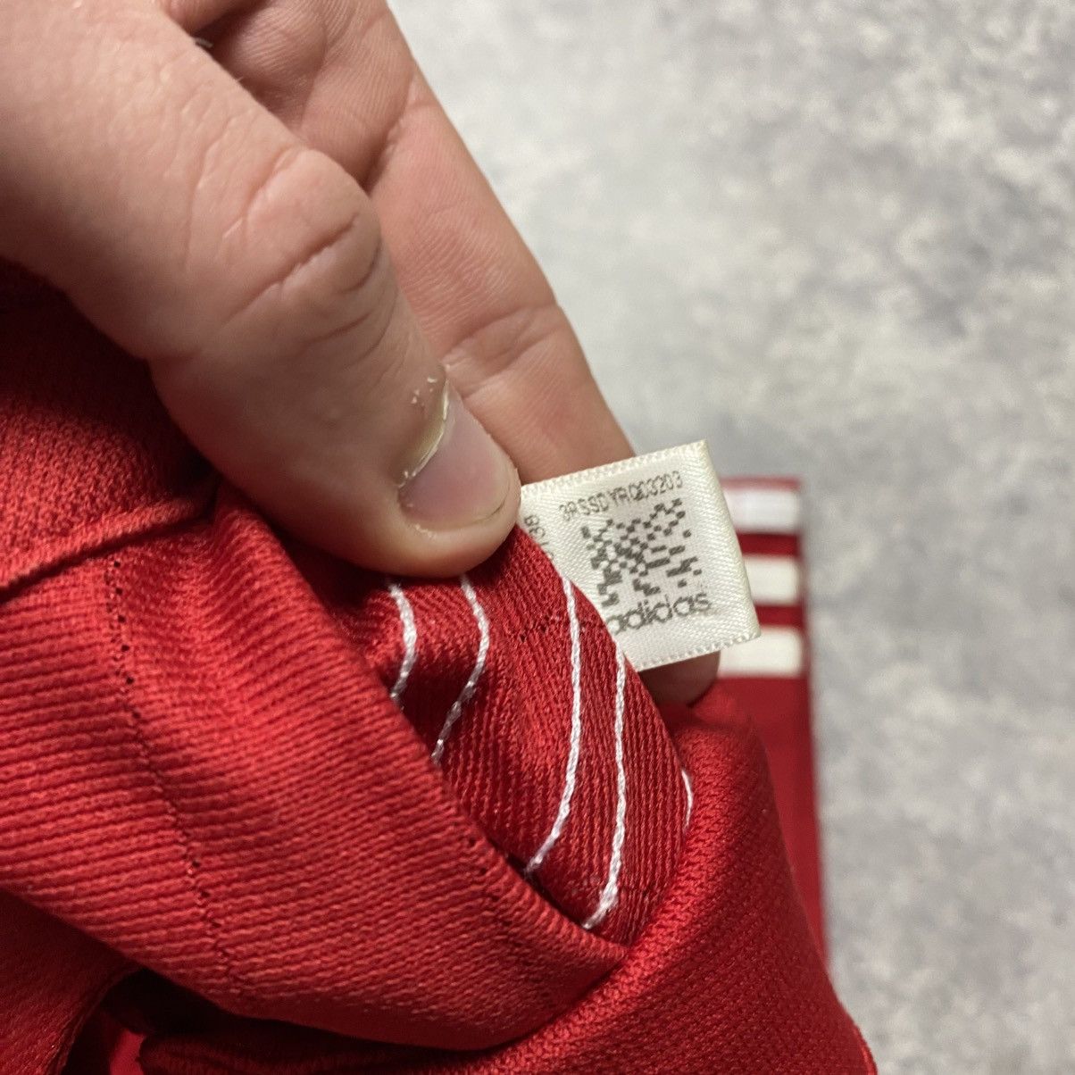 Vintage Vintage Adidas FC Wales 2016 National soccer jersey Size US XL / EU 56 / 4 - 10 Thumbnail