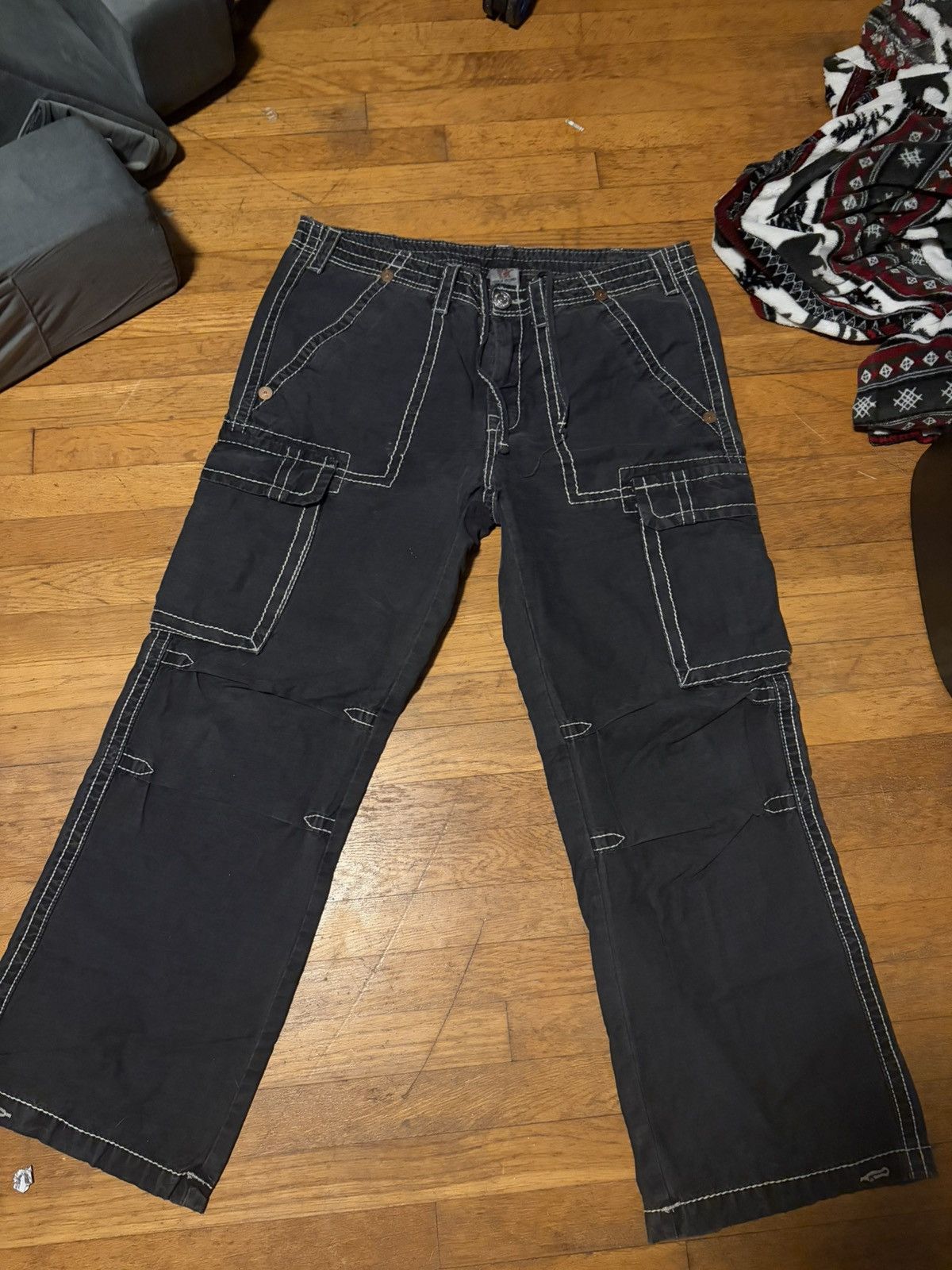 True Religion Not real price but errything is 30-70 bucks a pop dm me Size US 40 / EU 56 - 3 Thumbnail
