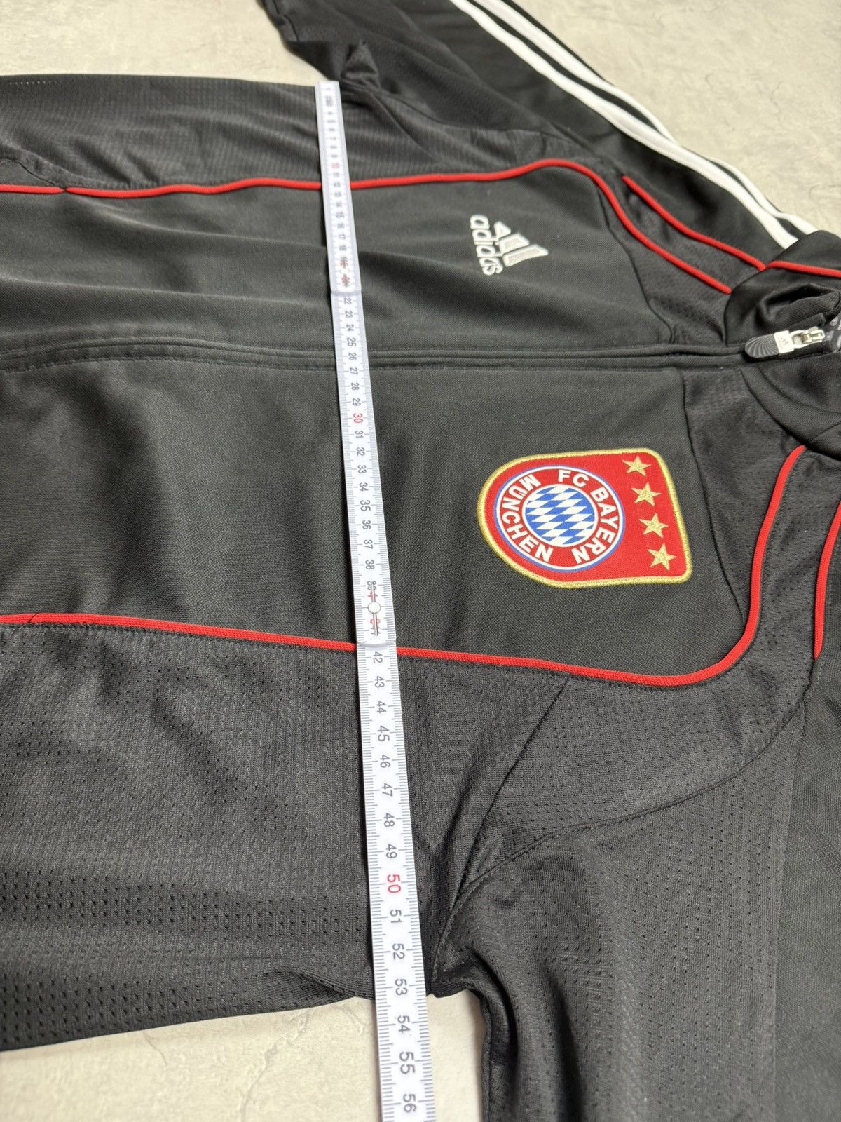Adidas Adidas Bayern Munchen 2010 Size US L / EU 52-54 / 3 - 12 Thumbnail