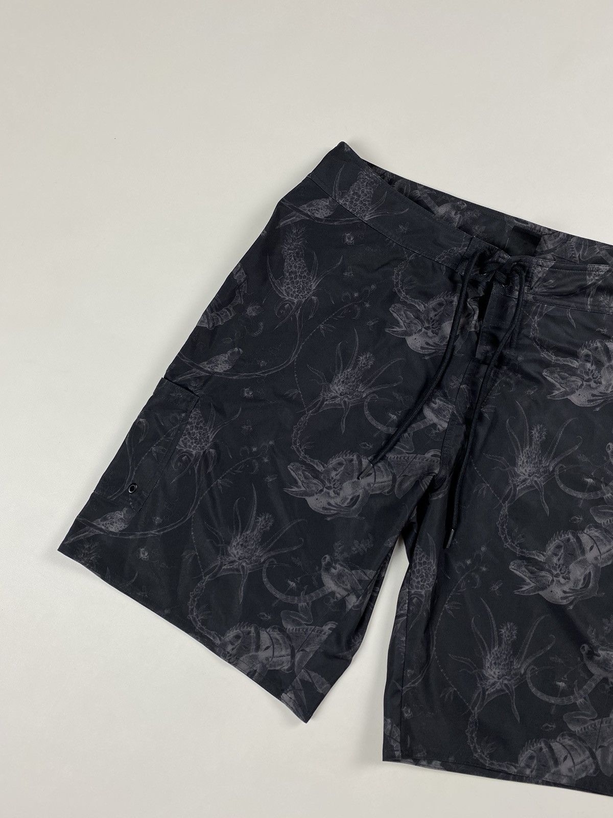 Nike Nike ACG men’s patterned shorts size 38 / XXL Size US 38 / EU 54 - 5 Thumbnail