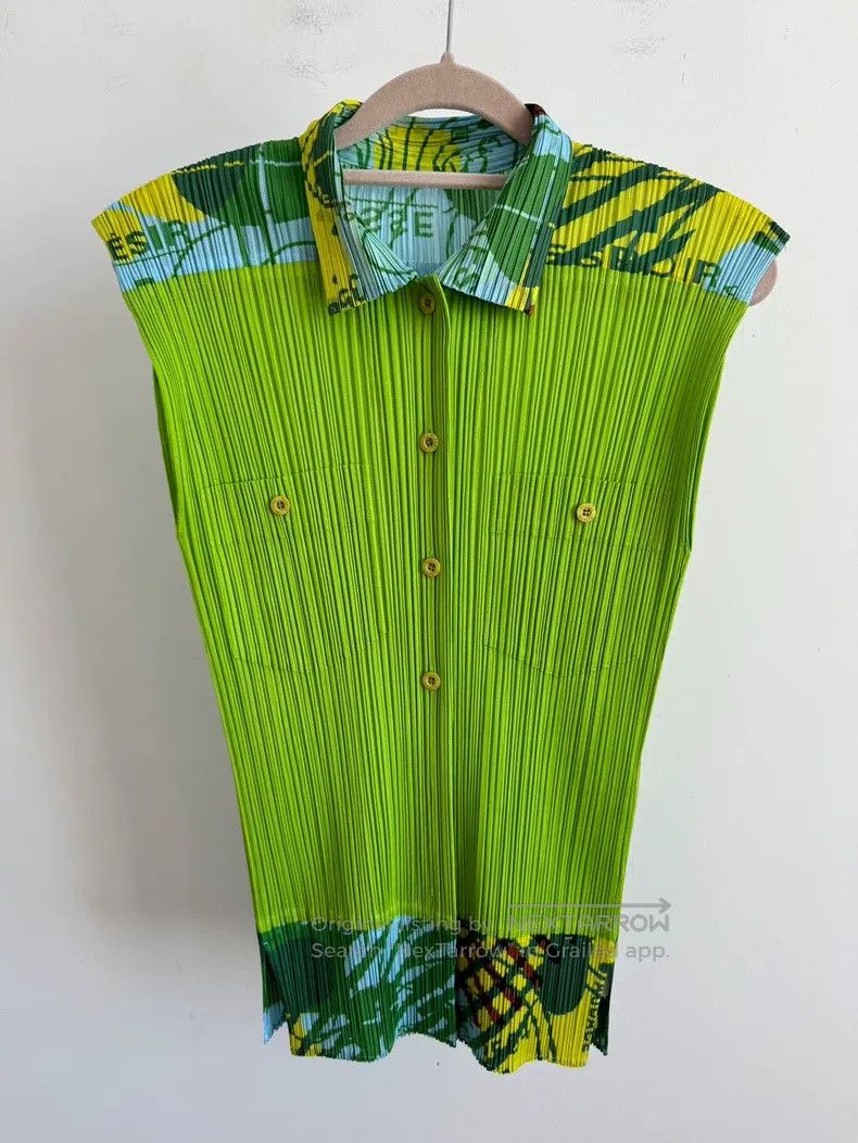 Issey Miyake Issey Miyake Green Vest Size S / US 4 / IT 40 - 1 Thumbnail