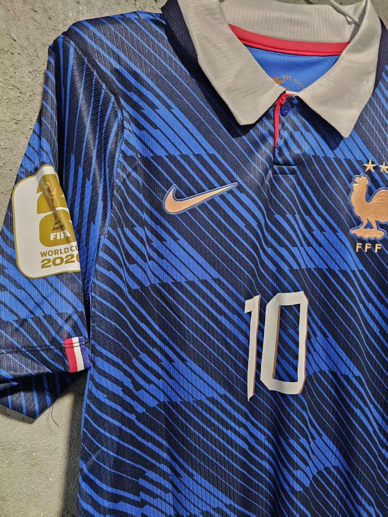 Other 2026 France #10 Kylian Mbappé Jersey Home Size US L / EU 52-54 / 3 - 3 Thumbnail