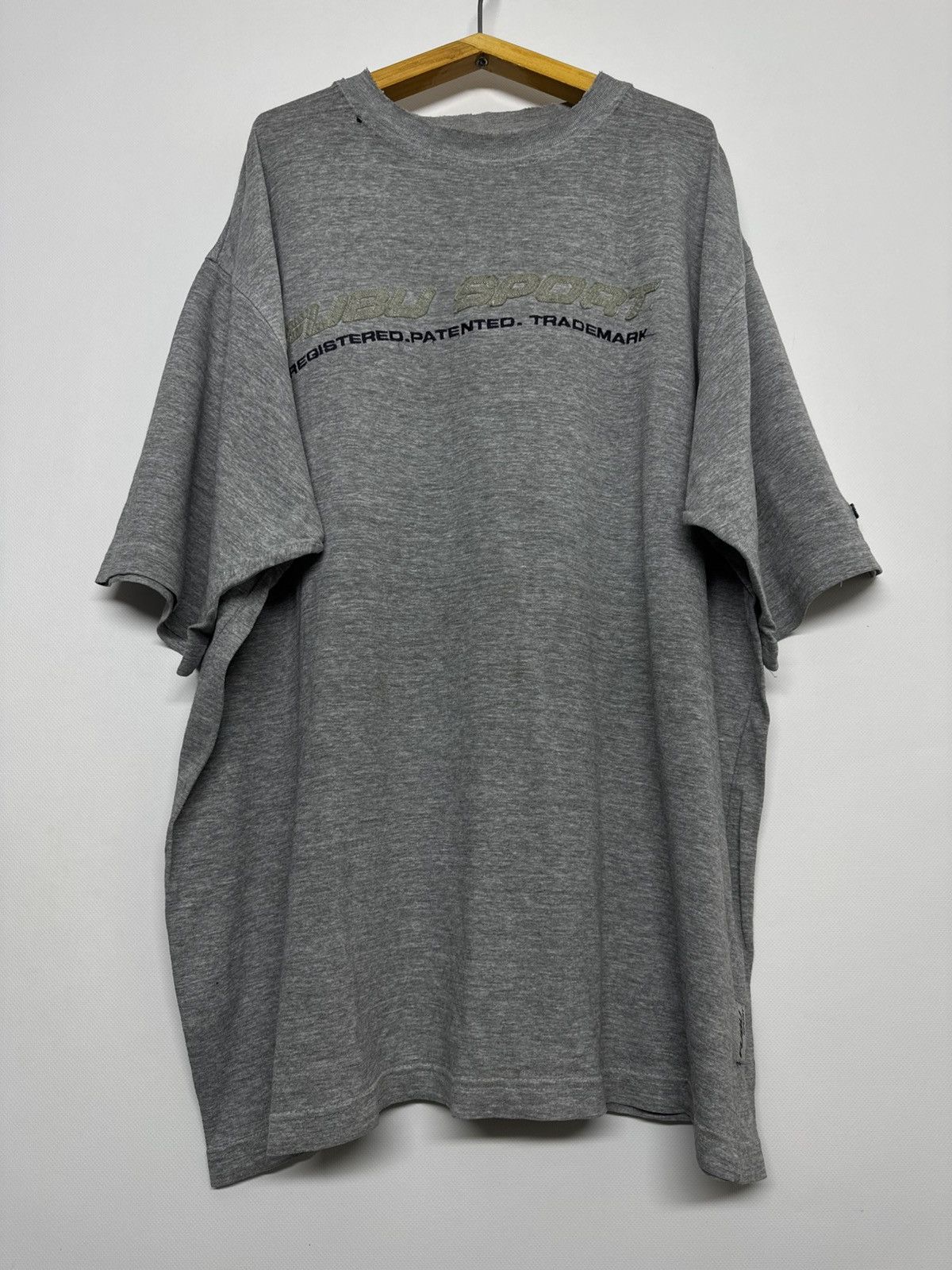 Fubu Vintage Y2k Fubu Big Logo T-Shirt 90’s Size US L / EU 52-54 / 3 - 7 Thumbnail