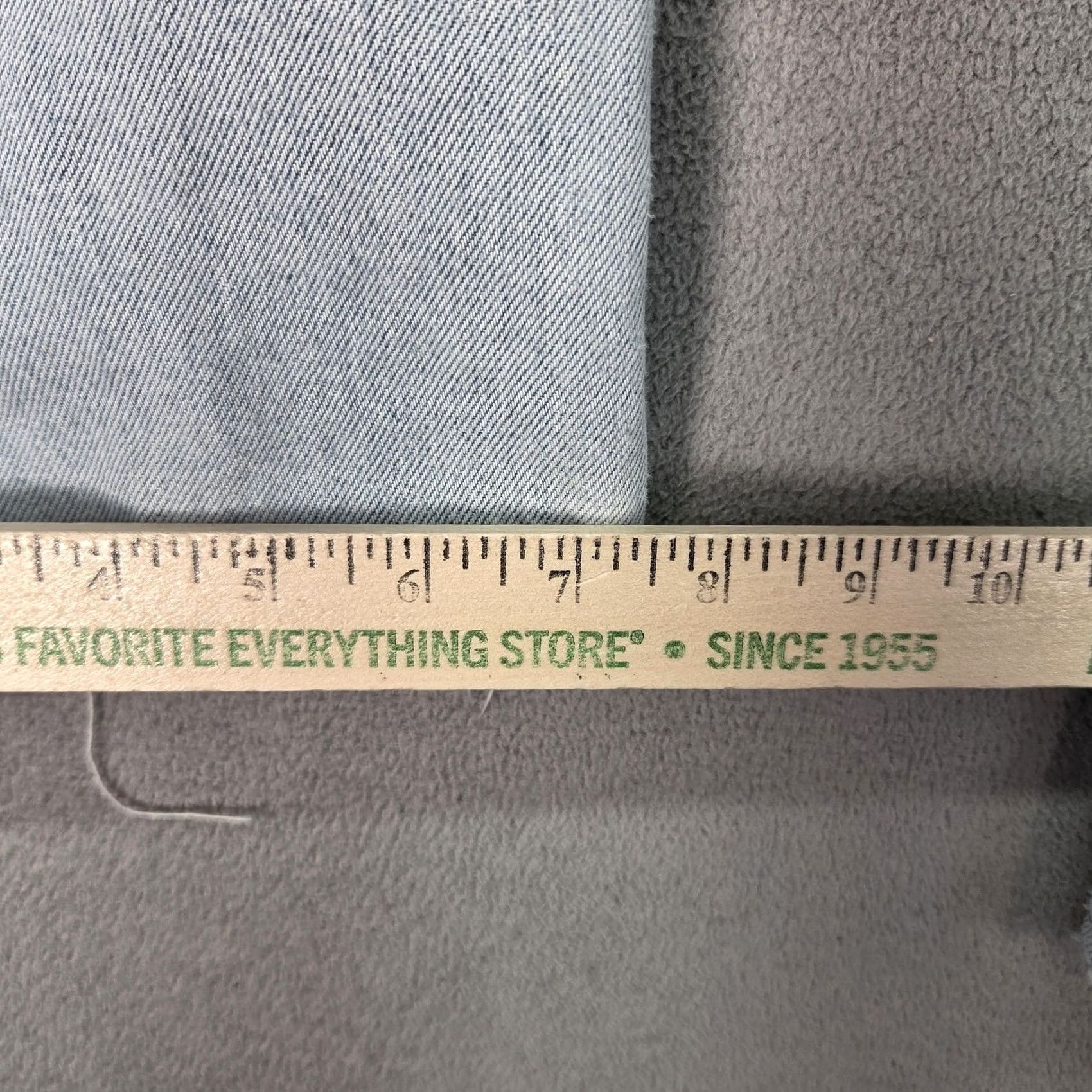 Levi's VINTAGE Levi's 501 Jeans Mens Light Wash Button Fly USA 28x31 Stains 90s Fits 31 Inseam Size US 31 - 5 Thumbnail