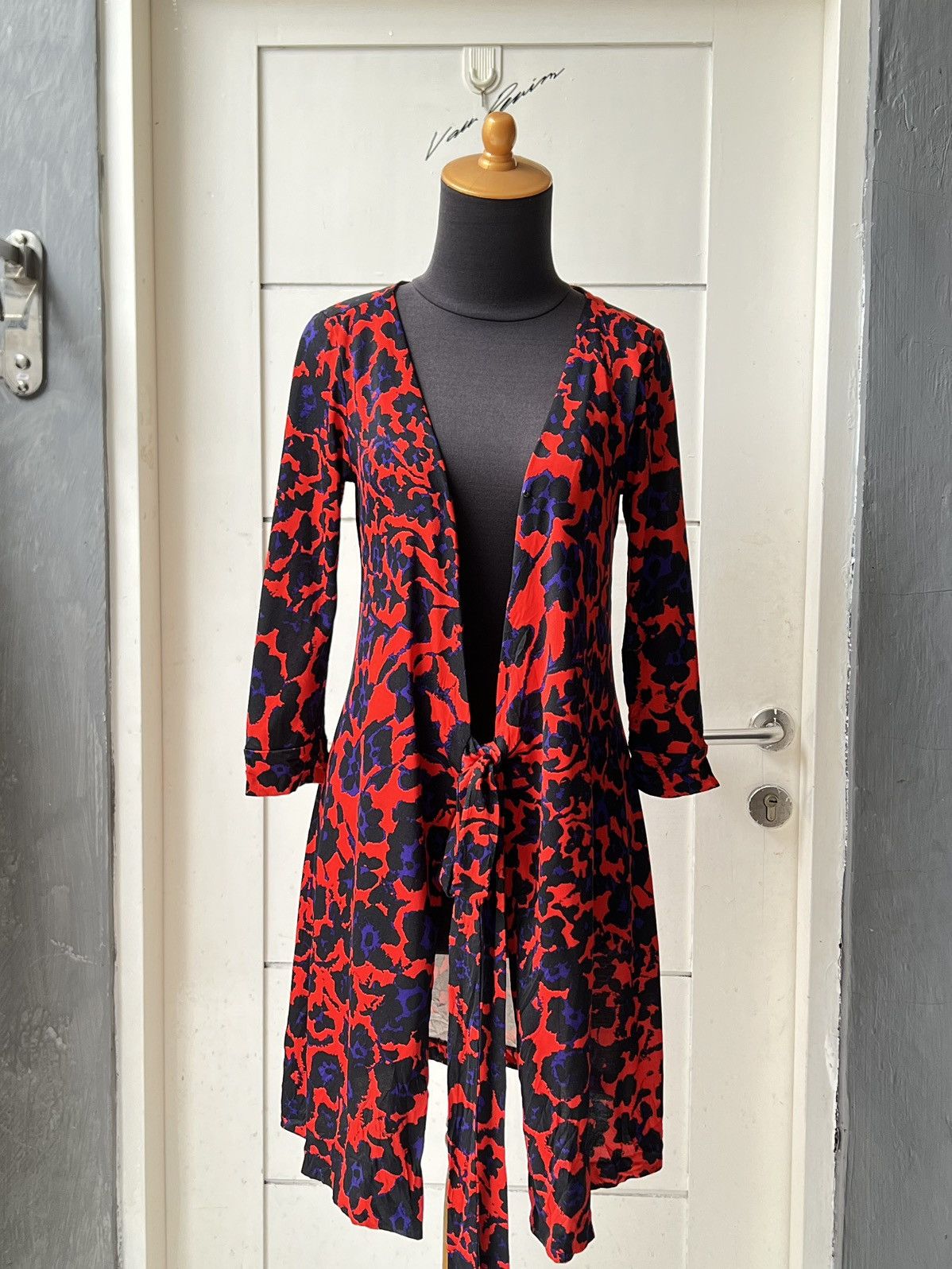 Diane von Furstenberg Diane Von Furstenberg Flower Motive Dress/Cardigan Size XS / US 0-2 / IT 36-38 - 16 Thumbnail