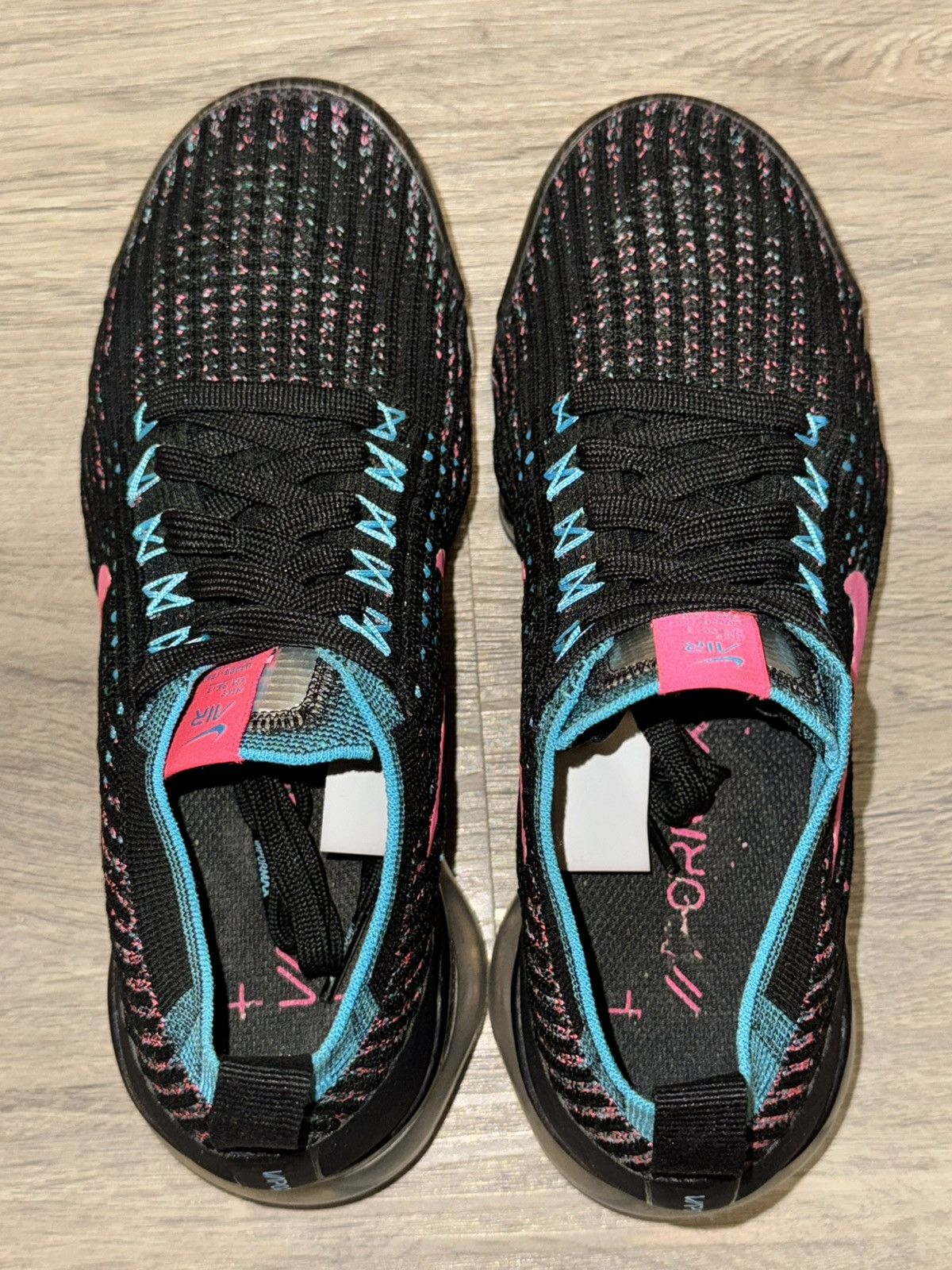 Nike Nike Vapormax Flyknit 3 Black Hyper Pink Blue Size US 7 / IT 37 - 4 Thumbnail