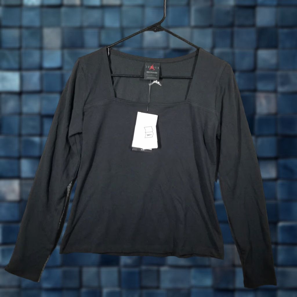Jordan Brand Jordan Shirt Womens Medium Black Long Sleeve Slim Fit Active FB5200-010 Logo Size M / US 6-8 / IT 42-44 - 1 Thumbnail