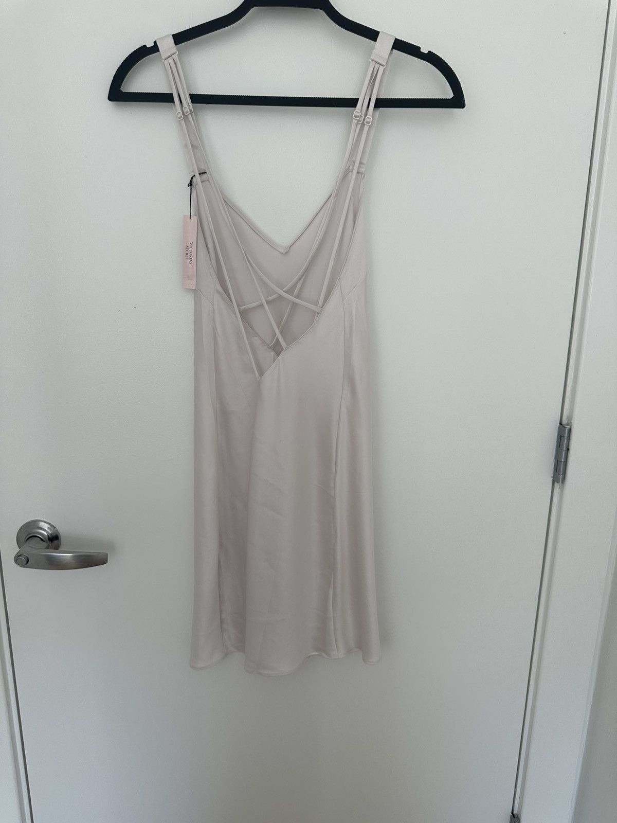 Victoria's Secret VICTORIA'S SECRET Scattered Shine Strap Strappy-Back Slip Size S / US 4 / IT 40 - 6 Thumbnail