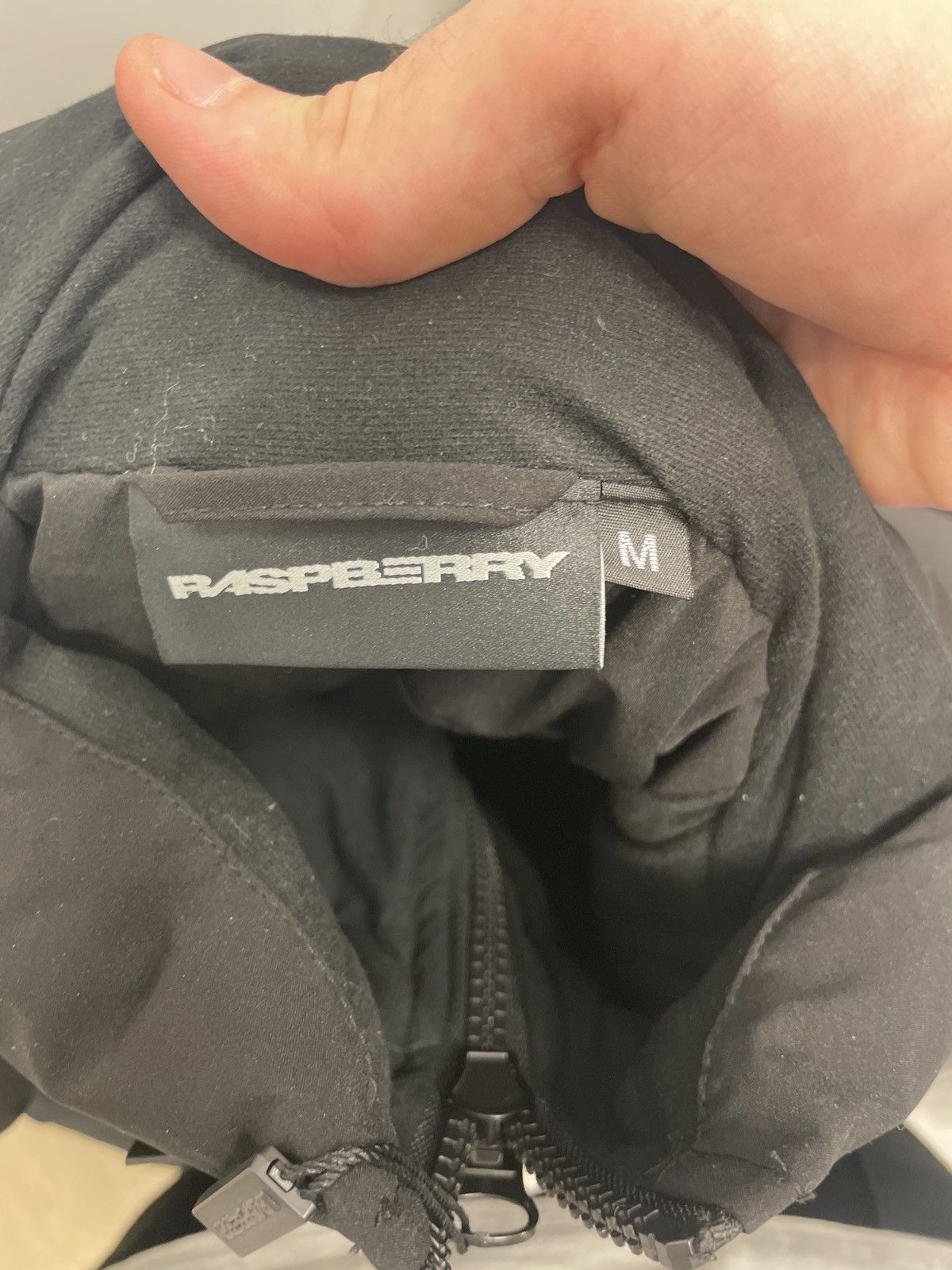 The GV Gallery The GV Gallery Raspberry Hills Balloon Jacket Black M Size US M / EU 48-50 / 2 - 3 Thumbnail
