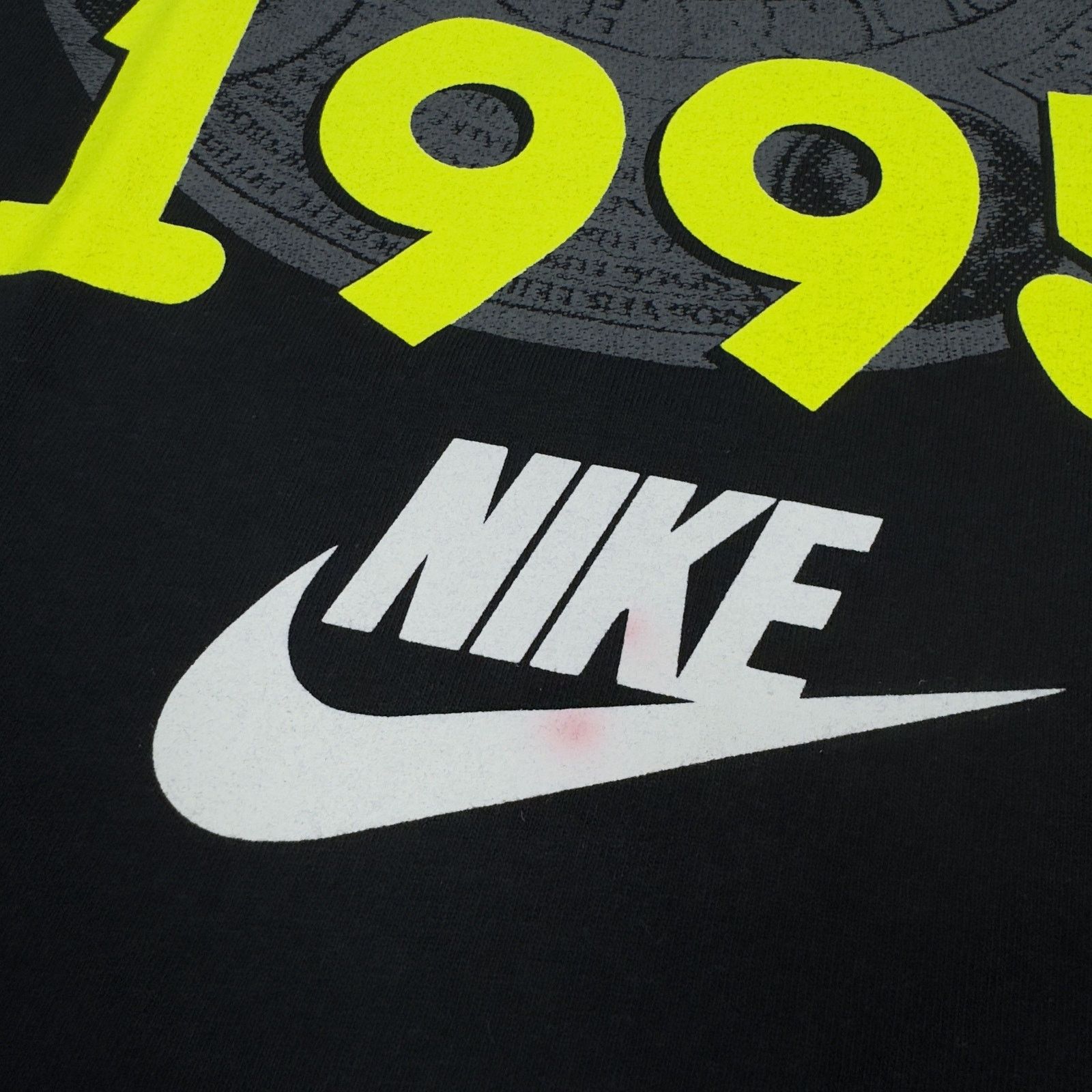 Nike × Vintage Nike Vintage Borussia Dortmund T-Shirt Size US M / EU 48-50 / 2 - 2 Thumbnail