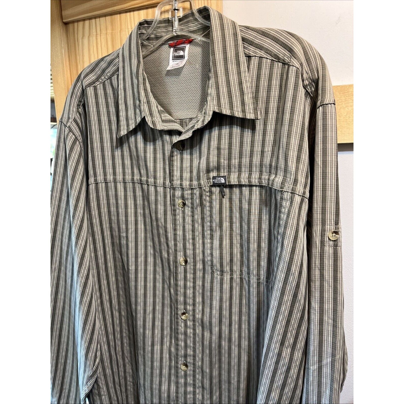 The North Face The North Face Men’s Shirt Large Gray Striped Button Down LS Size US L / EU 52-54 / 3 - 8 Thumbnail