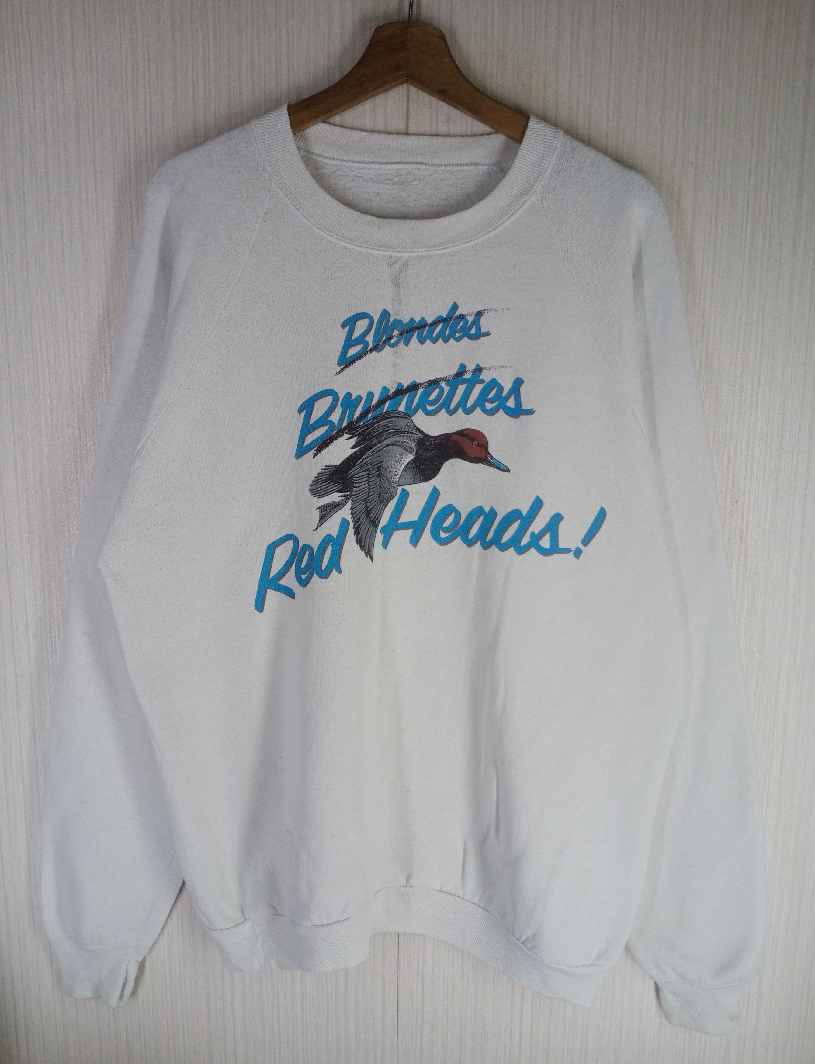 Vintage Rare Vintage Blondes Brunettes Red Heads Sweatshirt Size US L / EU 52-54 / 3 - 1 Thumbnail