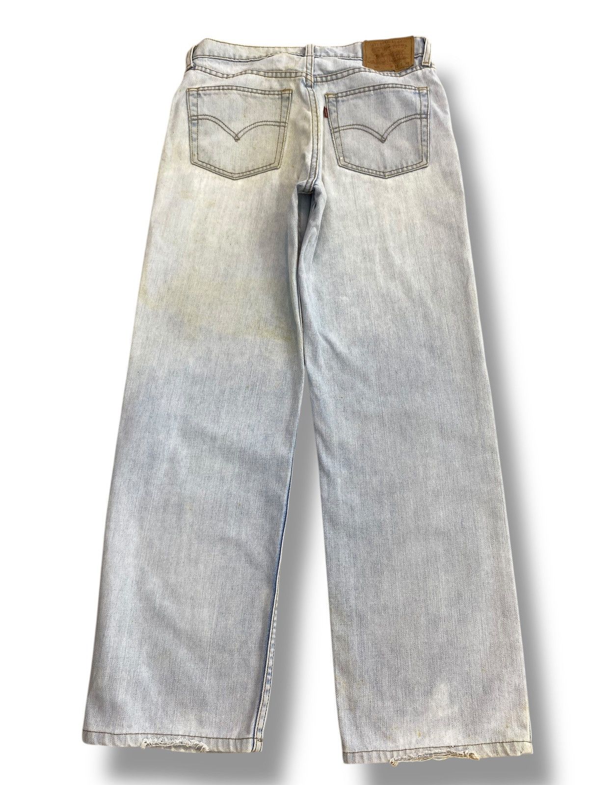 Levi's Vintage Levi’s Light Blue Wash Style Ripped Jeans Size US 28 / EU 44 - 3 Thumbnail