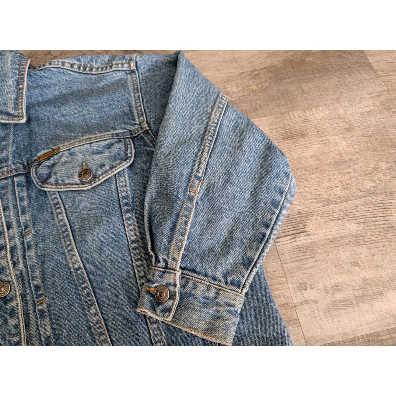 Jordache VINTAGE Jordache Jean Jacket Men's Medium Blue Denim Trucker Faded 90s Size US 31 - 2 Thumbnail