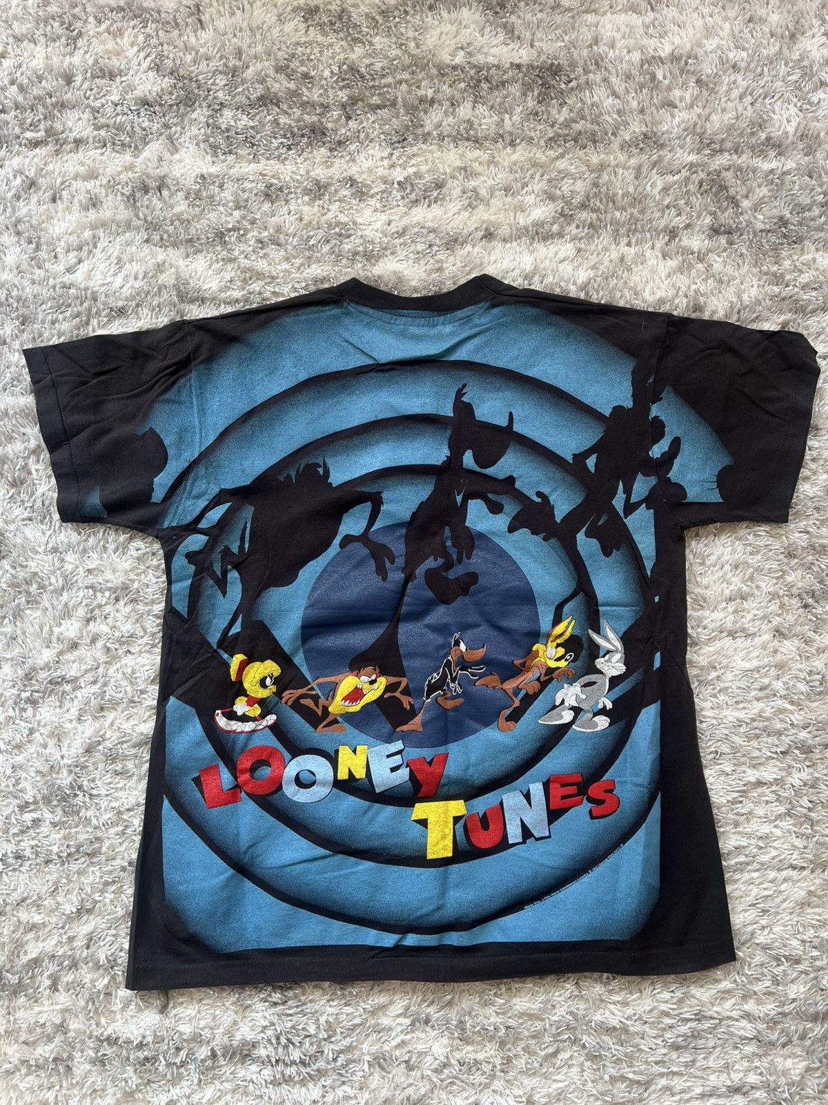 Other Looney Tunes Shadow AOP Modern Reprint Size US L / EU 52-54 / 3 - 2 Thumbnail