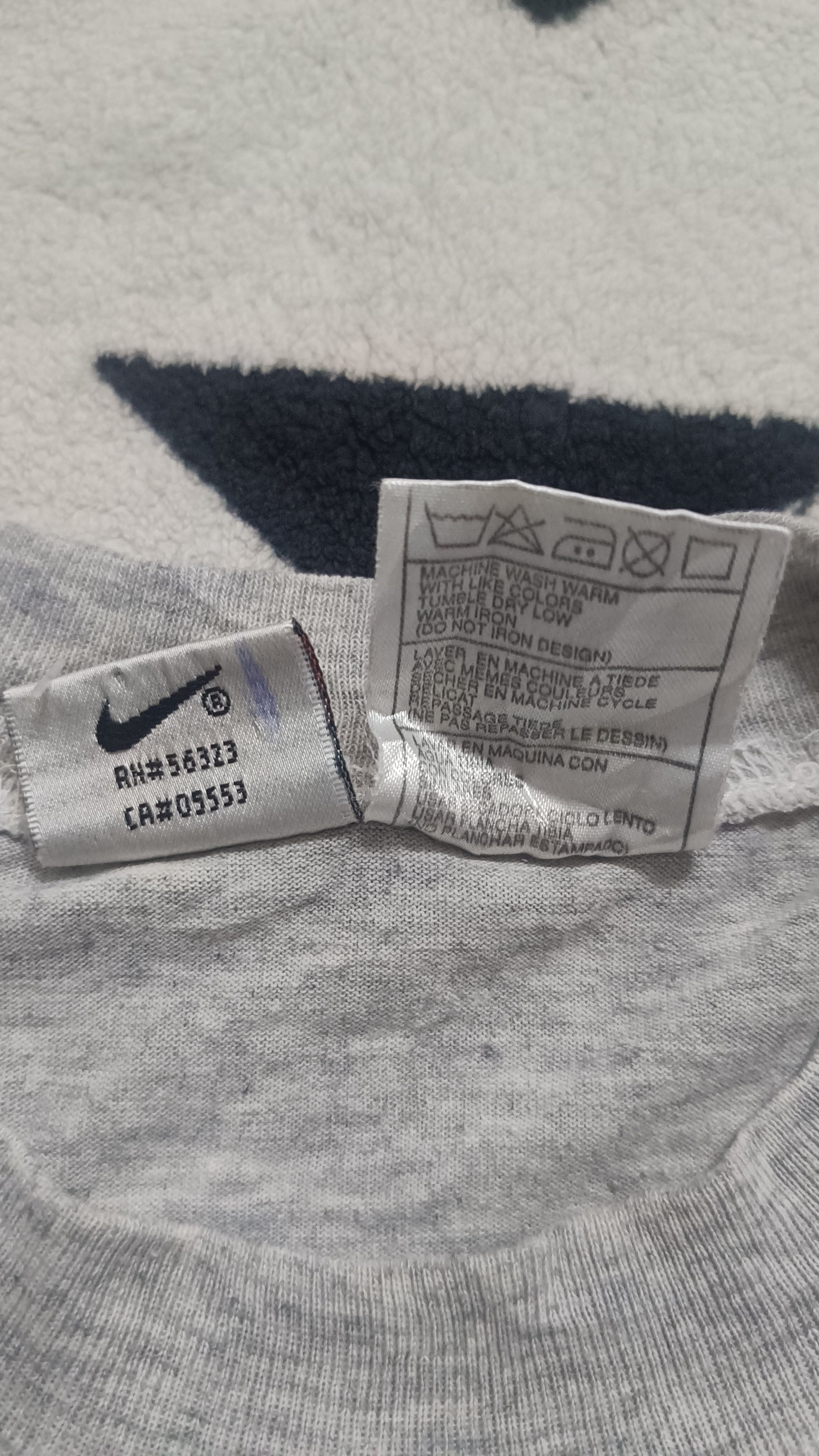 Nike 🔥🔥Rare Vintage 90s Nike Long Sleeve Tee Size US L / EU 52-54 / 3 - 7 Thumbnail