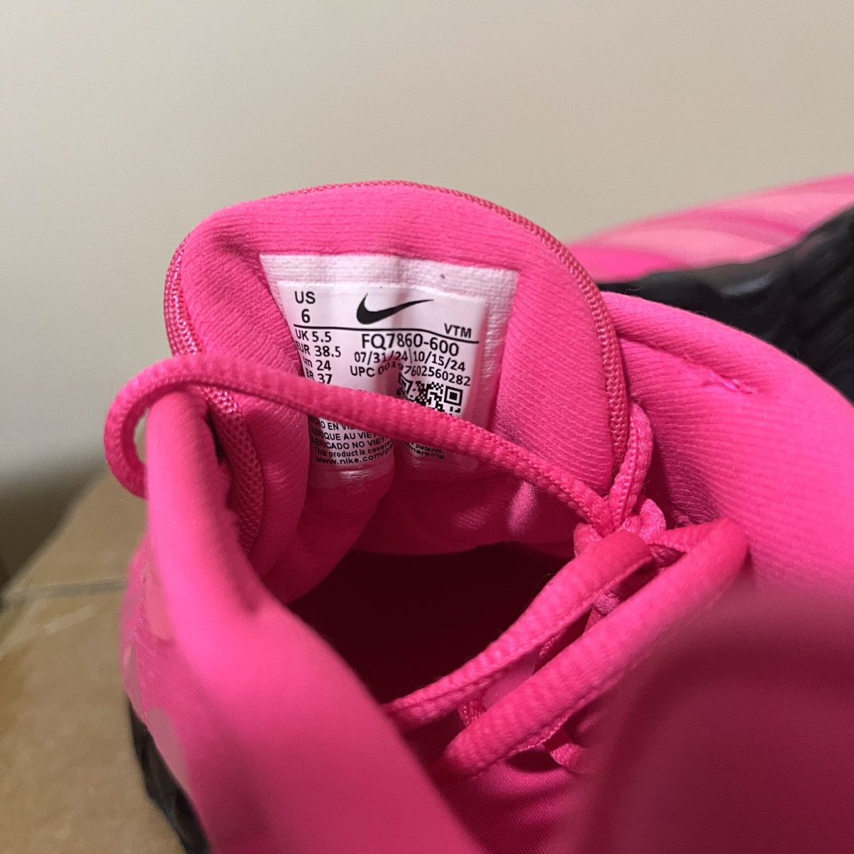 Nike Nike Air Max DN8 Hyper Pink Black Sneakers Size 7.5 Womens Size US 7.5 / IT 37.5 - 7 Thumbnail