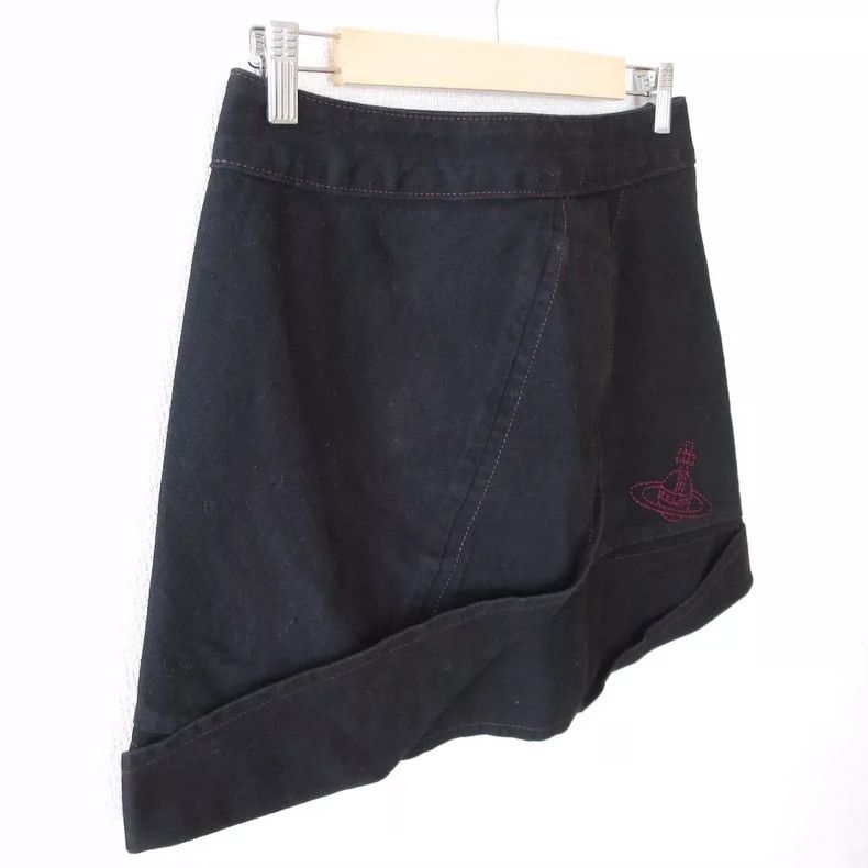 Vivienne Westwood Vivienne Westwood size3 Wear a dress and a skirt Size 29" - 1 Thumbnail