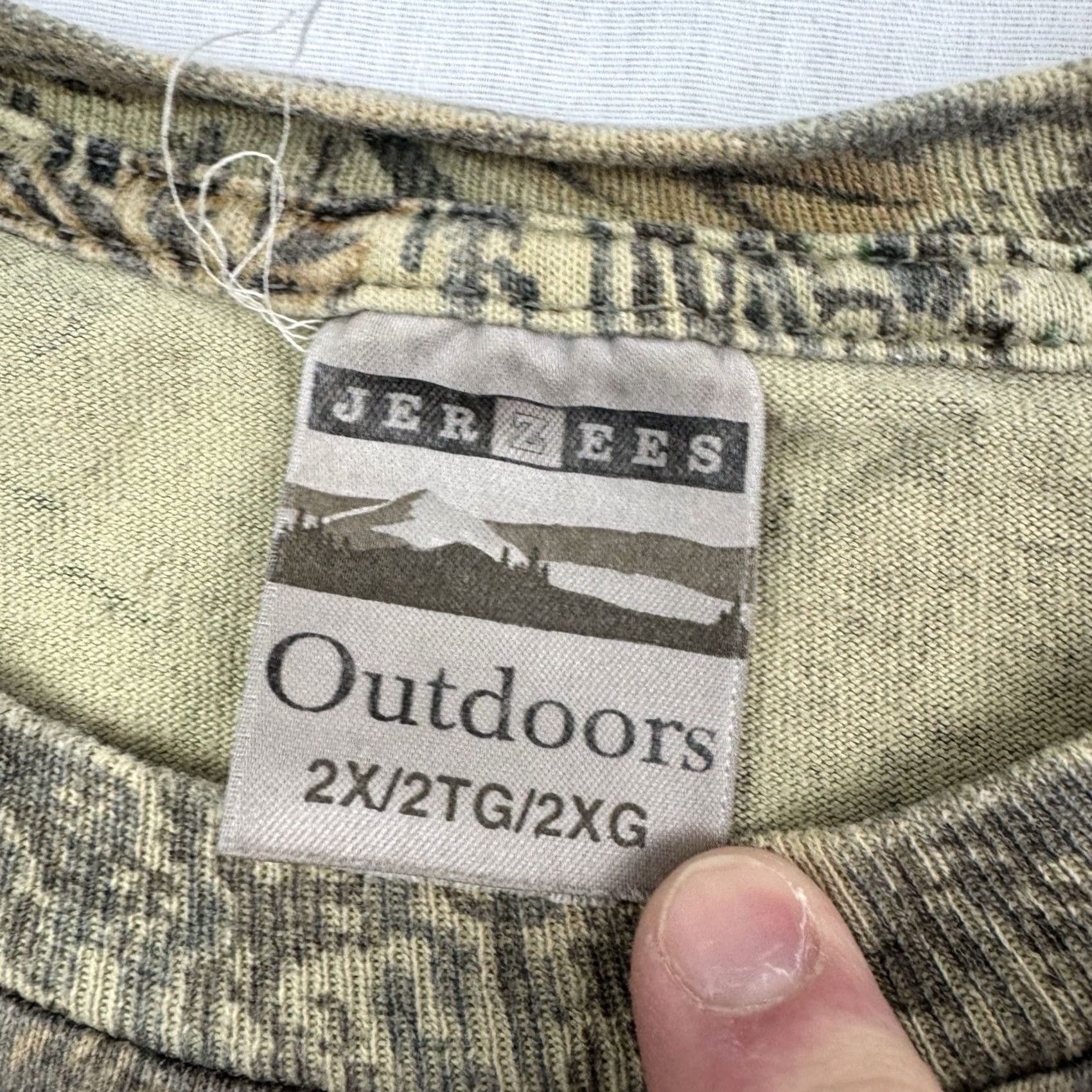 Jerzees VINTAGE Jerzees Realtree Camo Pocket T Shirt Adult 2XL Outdoor Nature Hunt USA Shirt Mens 2XL Camouflage Pocket Tee Size US XXL / EU 58 / 5 - 5 Thumbnail