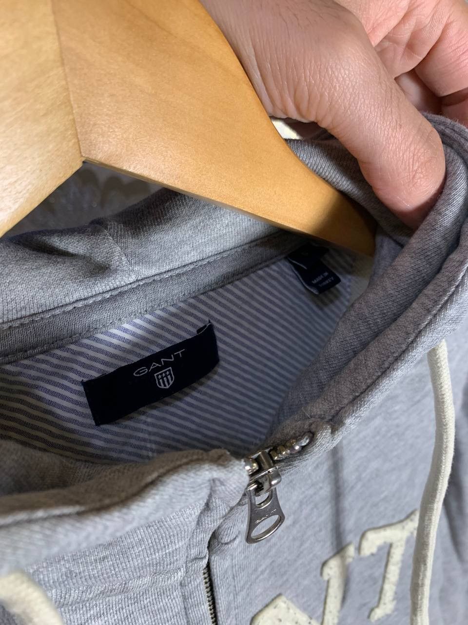Gant × Vintage VERY RARE GANT ZIP HOODIE BIG LOGO MADE IN USA Y2K 90s DELUX Size US S / EU 44-46 / 1 - 4 Thumbnail