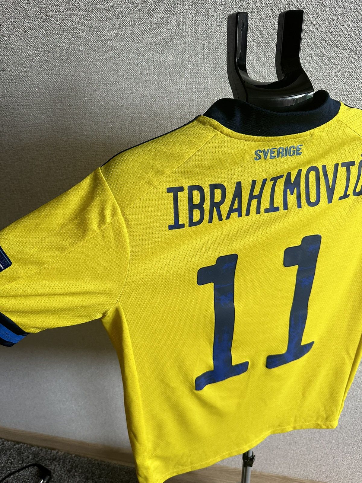 Adidas 🇸🇪 2020 Adidas Sweden Ibrahimovic Euro Soccer Jersey Size US S / EU 44-46 / 1 - 13 Thumbnail