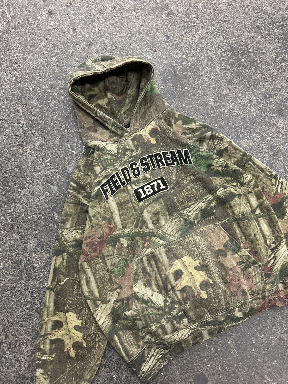 Realtree × Vintage Y2K field and stream realtree camo hoodie Size US M / EU 48-50 / 2 - 1 Thumbnail