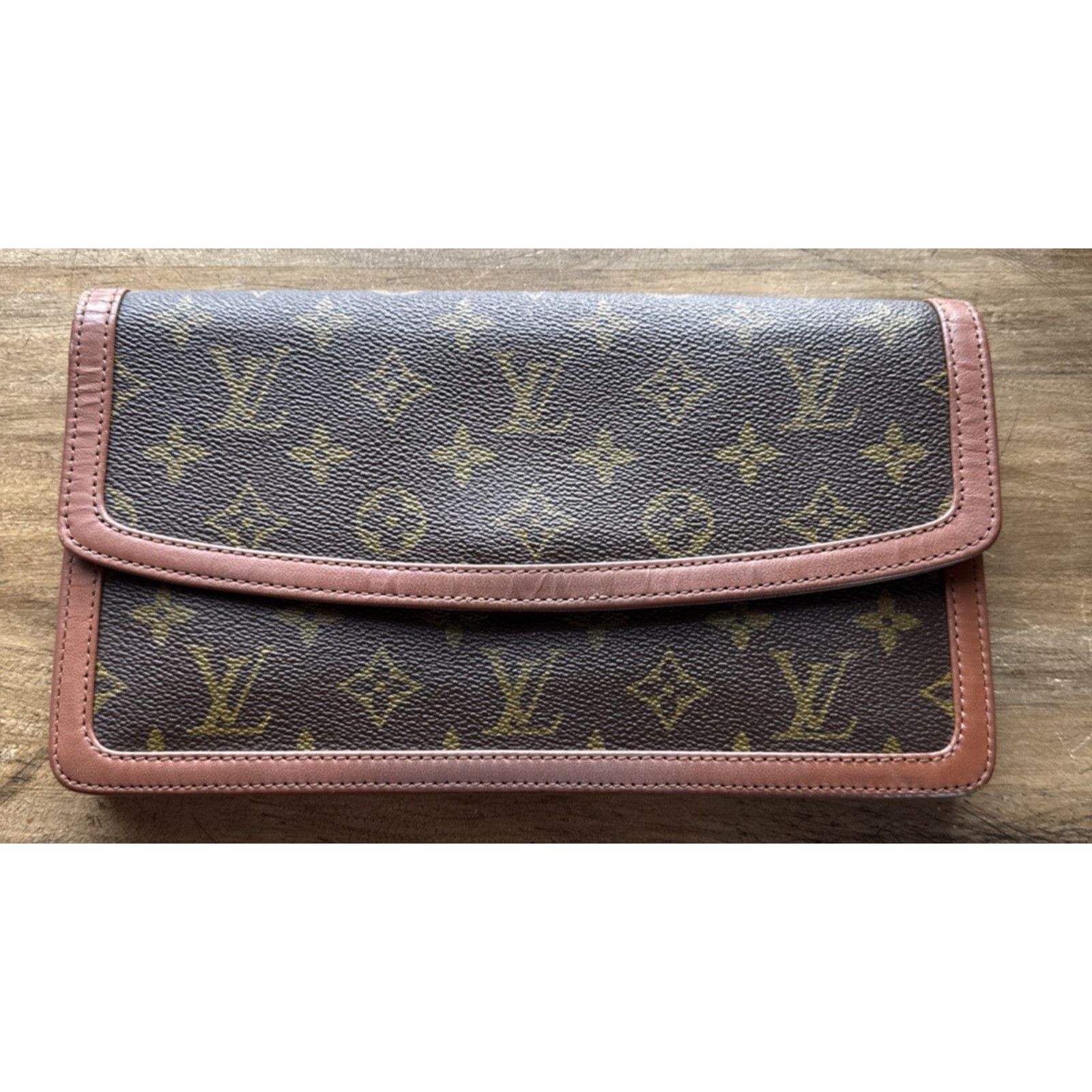 Louis Vuitton Louis Vuitton Monogram Pochette Dame Vintage Clutch Bag 941 Size ONE SIZE - 3 Thumbnail
