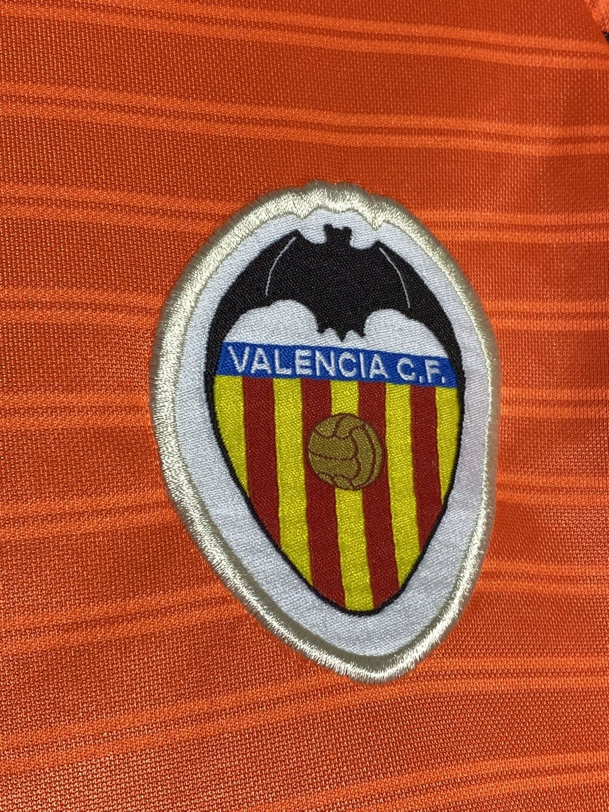 Nike Vintage Nike Valencia 2001/02 Away Football Soccer Jersey Size US M / EU 48-50 / 2 - 10 Thumbnail