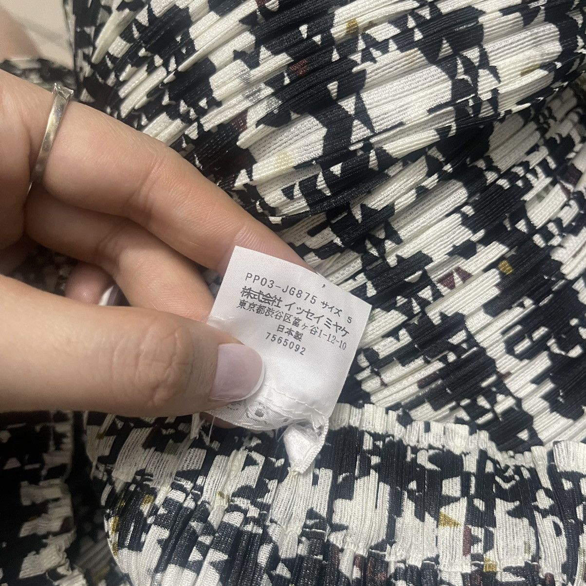 Homme Plisse Issey Miyake × Pleats Please Issey Miyake Pleats Please houthtooth pattern skirt Size 26" / US 2 / IT 38 - 8 Thumbnail