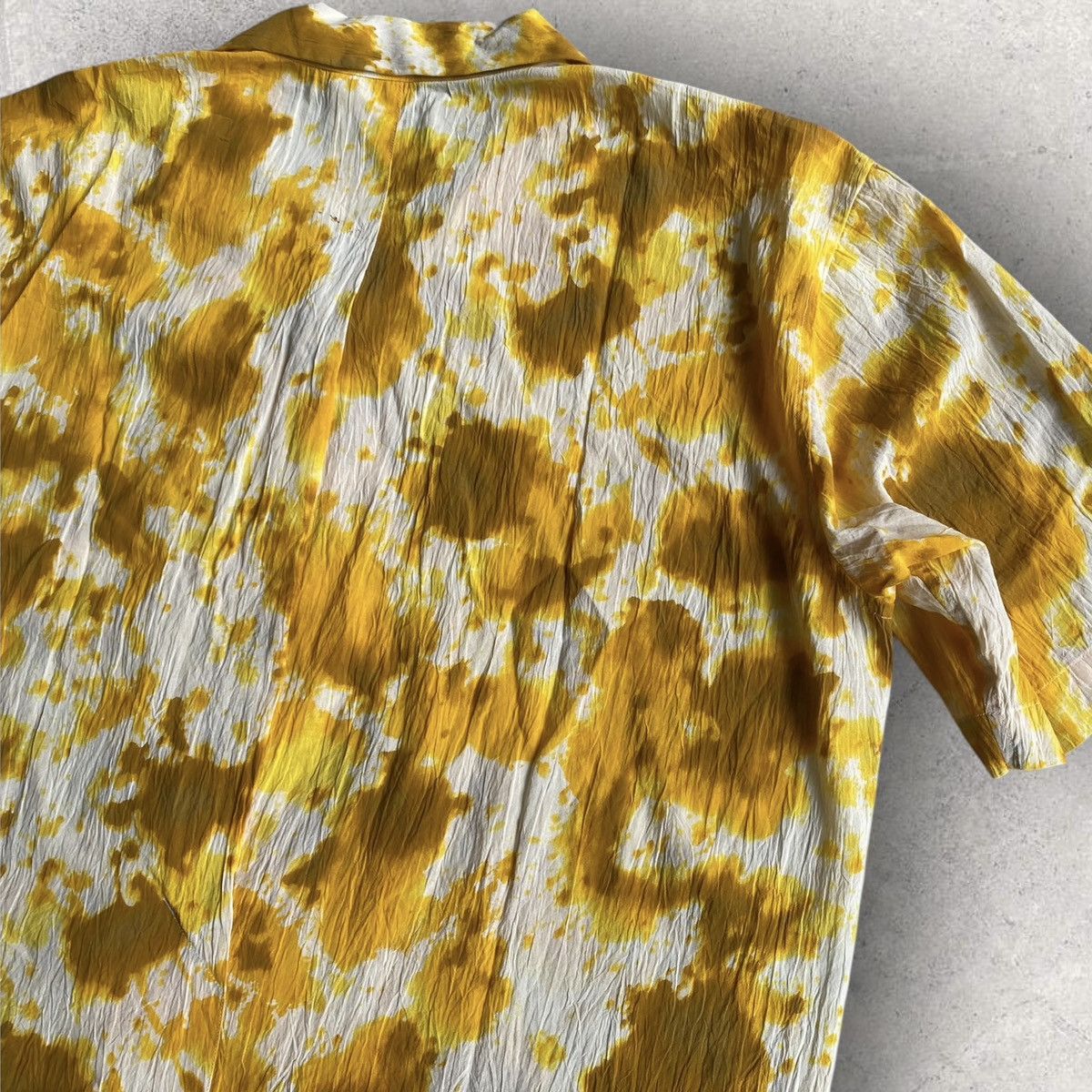 Issey Miyake SS15 Wrinkle Yellow Dye Open Collar Shirt Size US L / EU 52-54 / 3 - 4 Thumbnail