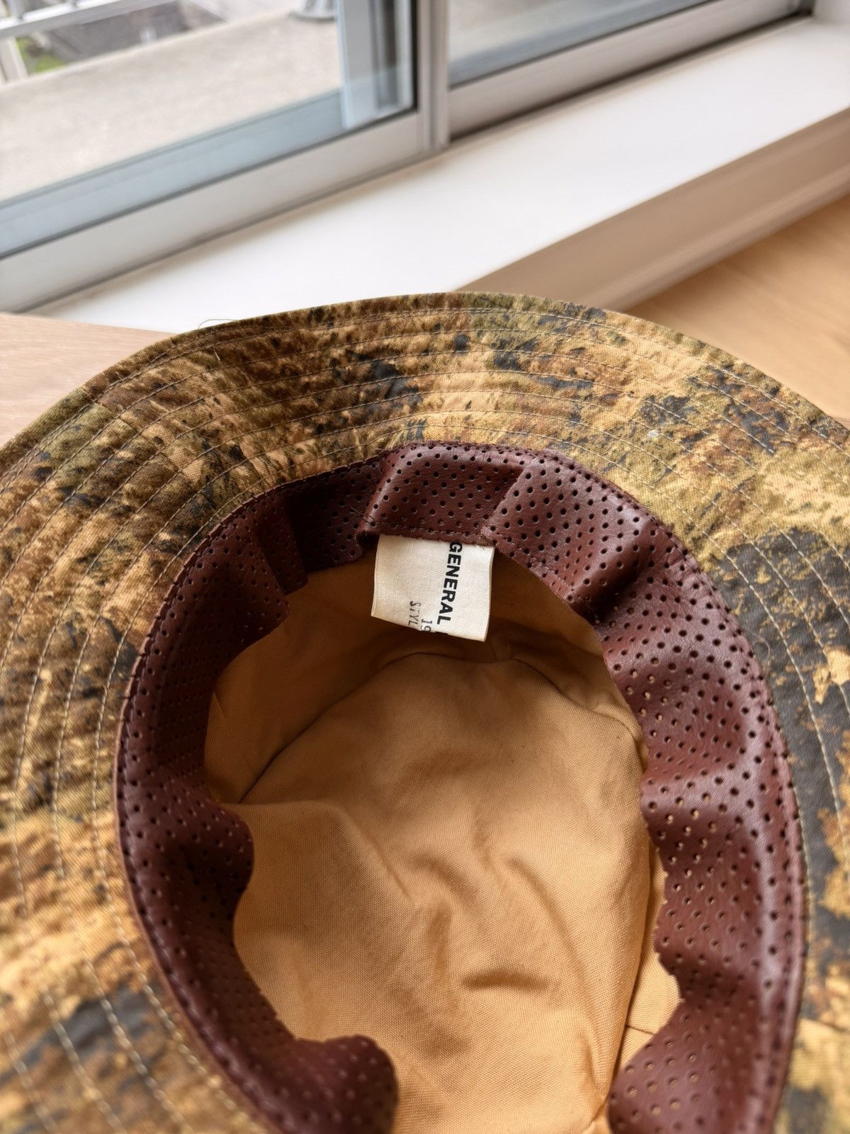 General Research AW98 General Research ‘Parasite’ 10 Cargo Pocket Camo Bucket Size ONE SIZE - 5 Thumbnail