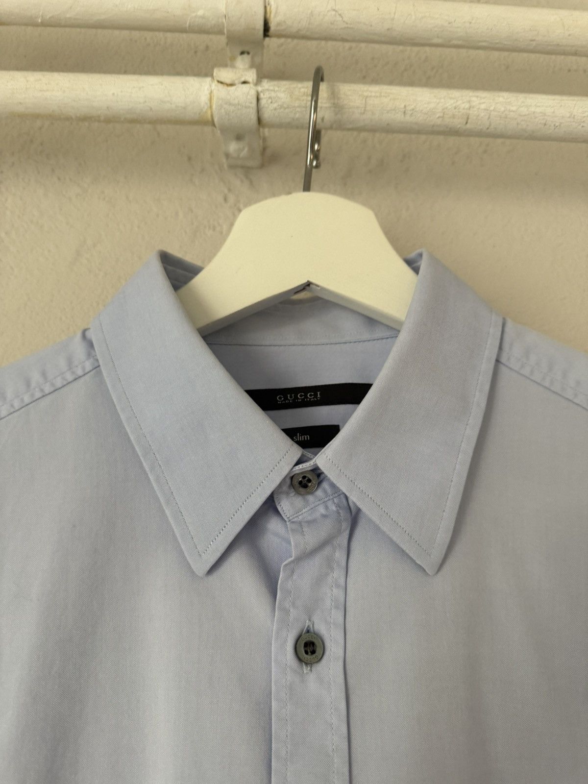 Gucci Light Blue Slim Shirt with Mother of Pewrl Buttons Size US M / EU 48-50 / 2 - 2 Thumbnail