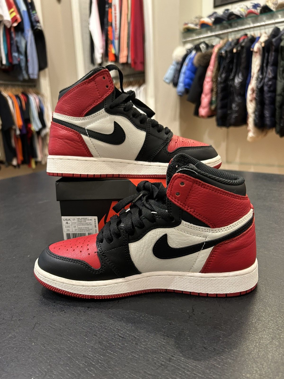 Jordan Brand Jordan 1 Retro ‘Chicago Bred Toe’ Size US 5 / EU 37 - 2 Thumbnail