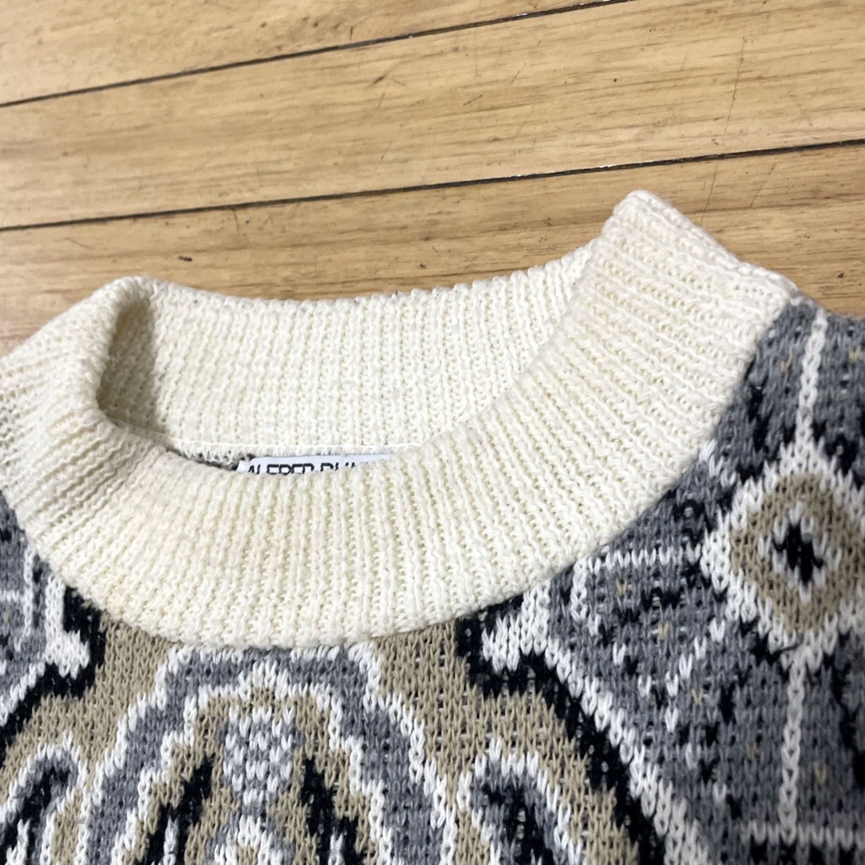 Vintage VINTAGE Alfred Dunner Sweater Women S Crew Neck Geometric Tan Cream Stretch 40" 80s 90s Pullover Raglan Sleeve Size S / US 4 / IT 40 - 4 Thumbnail