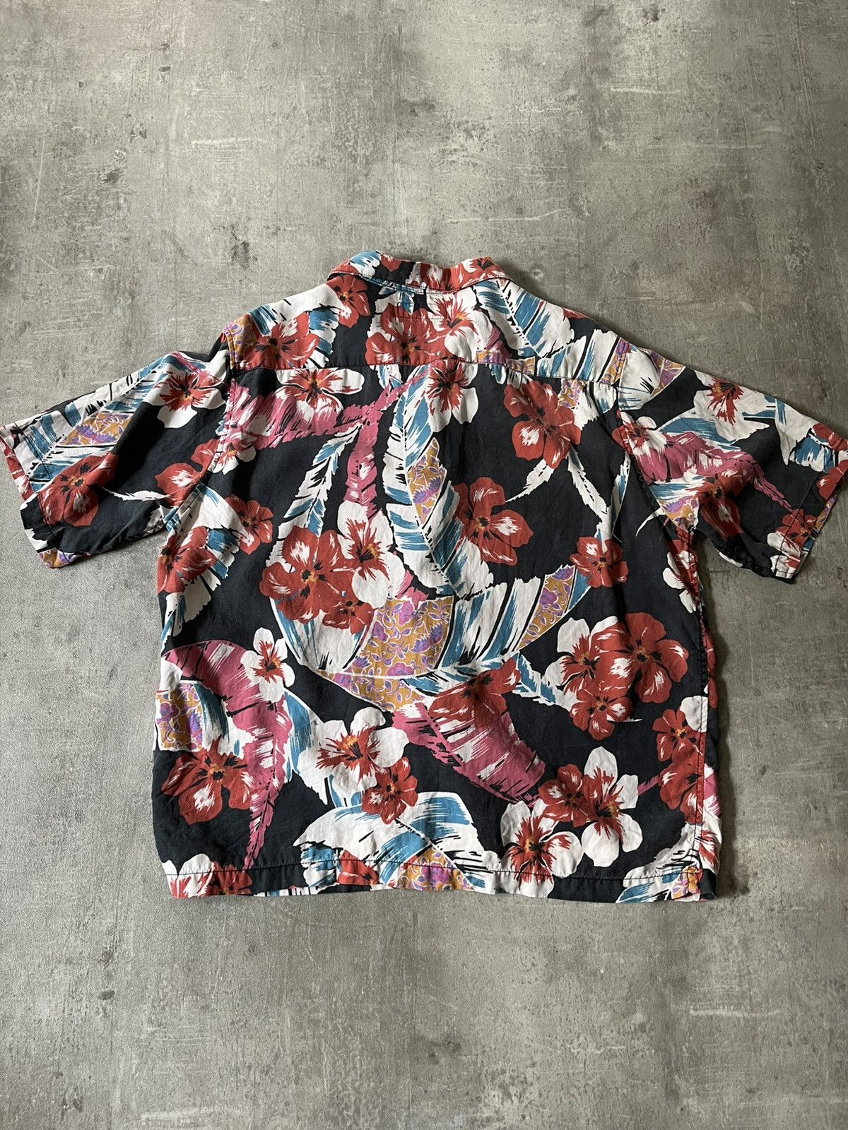 Saint Laurent Paris Saint Laurent Hawaiian S/S 19 short sleeve shirt floral Size US M / EU 48-50 / 2 - 8 Thumbnail