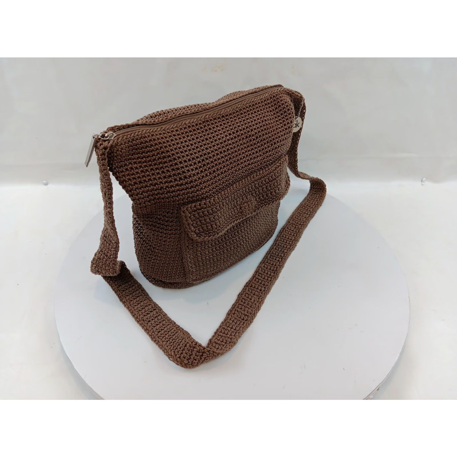 The Sak The Sak Crochet Crossbody Bag Dark Beige Top Zipper Exterior Pocket Charm Size L / US 10 / IT 46 - 2 Thumbnail