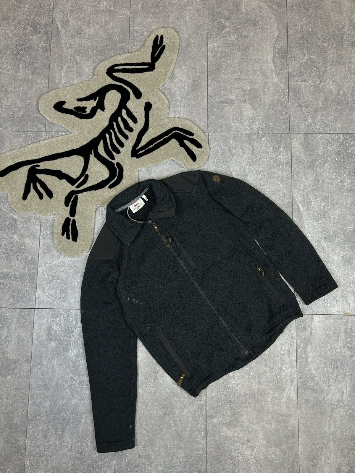 Fjallraven × Vintage Mens Vintage Fjallraven Buck Fleece Graphite outdoor life Size US S / EU 44-46 / 1 - 1 Thumbnail