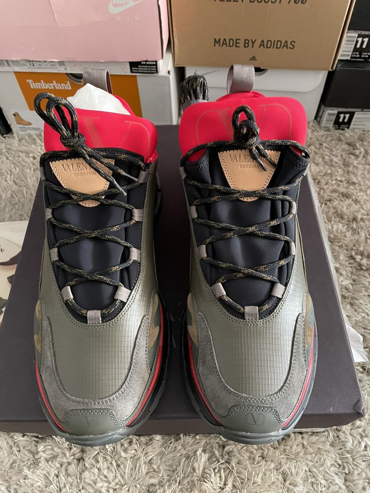 Valentino Valentino Garavani Trekking Sneakers in khaki green and red Size US 11 / EU 44 - 5 Thumbnail