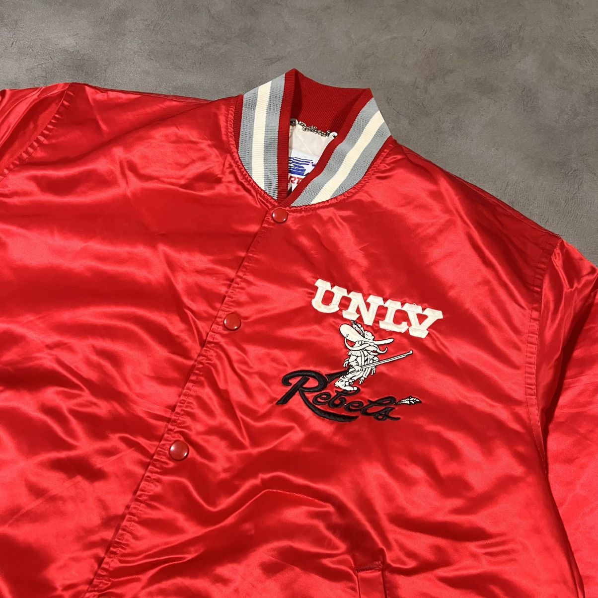 Other VTG 90s 80s UNLV Rebels Satin Jacket Starter XL Made in USA Size US XL / EU 56 / 4 - 3 Thumbnail