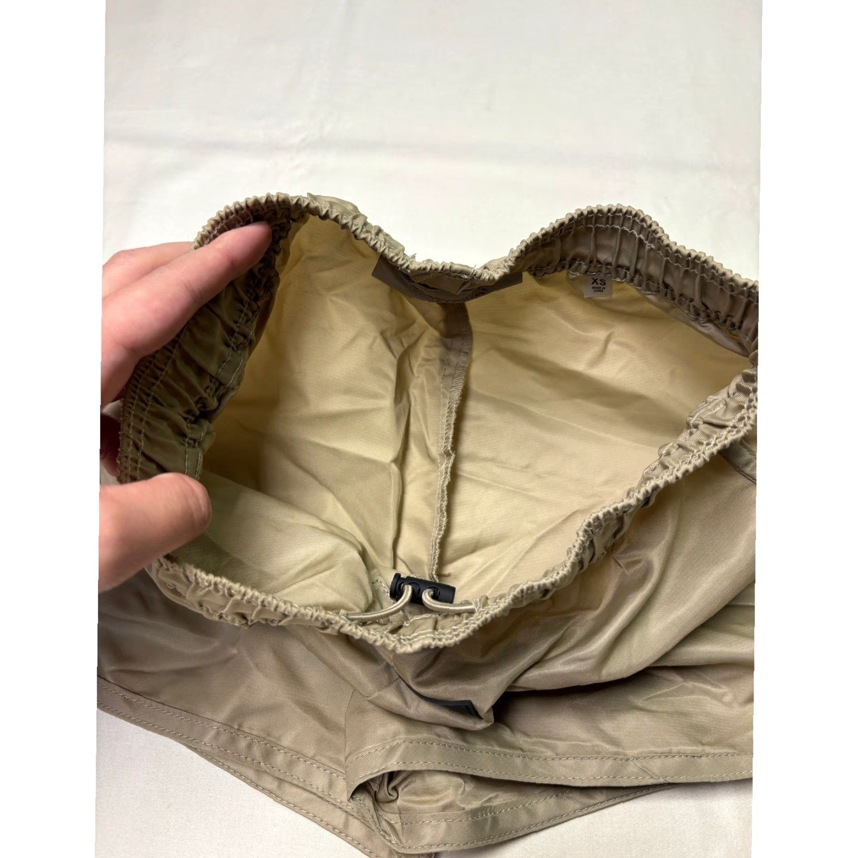 Vintage Fear of God Essentials Womens Nylon Volley Running Shorts XS Sage Green Elastic Waist Lightweight Athletic Jogging Gym Casual Womens XS Size 26" / US 2 / IT 38 - 3 Thumbnail