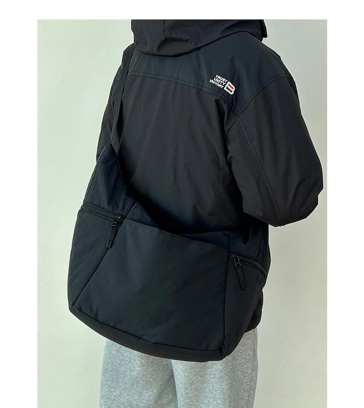 Other Stylish Black Messenger Bag Size ONE SIZE - 4 Thumbnail