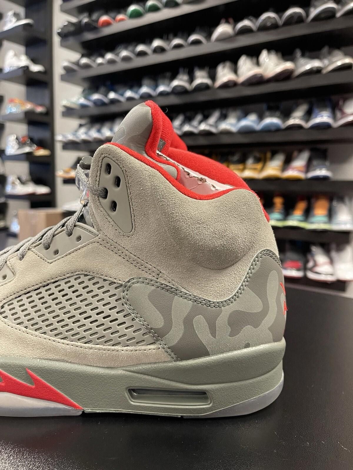 Jordan Brand Size 13 - Nike Air Jordan 5 P51 Camo Dark Stucco/University Size US 13 / EU 46 - 5 Thumbnail