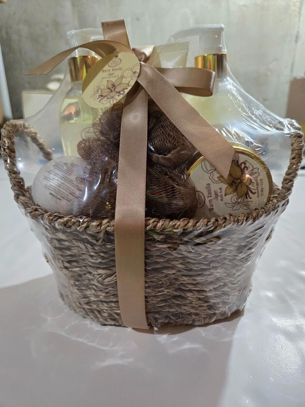 Designer Bath & Body Warm Vanilla Sugar Spa Basket Gifts for Women Size ONE SIZE - 1 Thumbnail